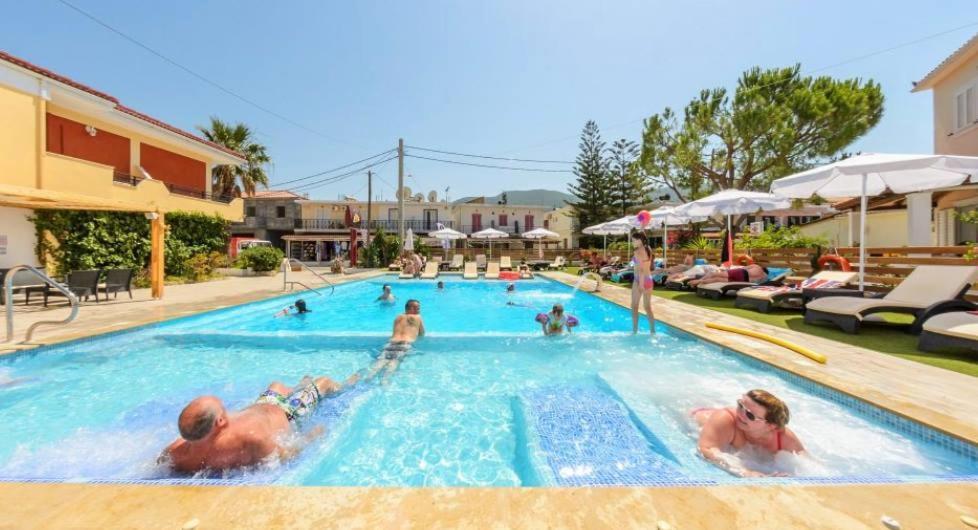 Marion Holiday House Аликес Екстериор снимка